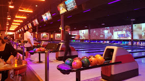 bowling bowling